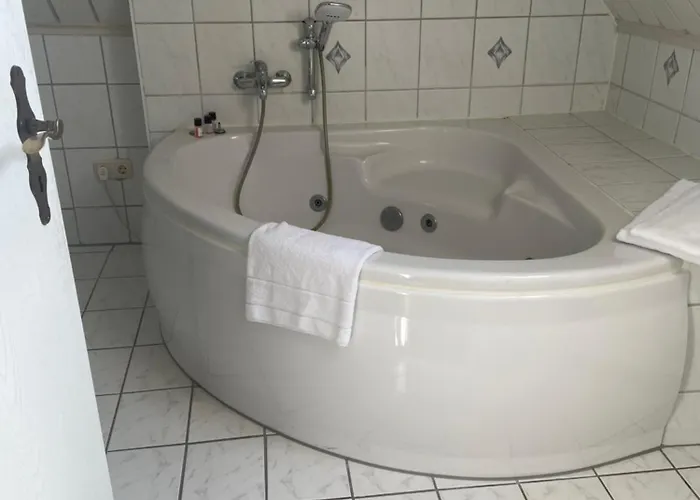 Konukevi Zum Lamm 3*